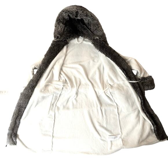 Pottery Barn Faux Fur Trim Hooded Robe One Size Fits Most - Picture 6 of 15